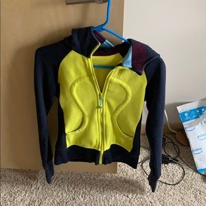 lululemon zip up